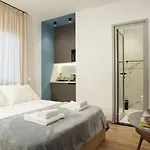 Circle Center 4* تيرانا