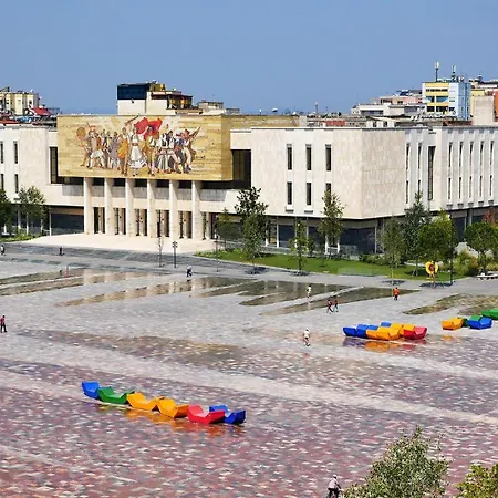 Circle Center Aparthotel