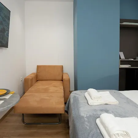Circle Center Hotel apartamentowy Tirana