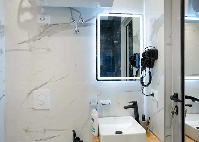 Circle Center Apartmanhotel 4*