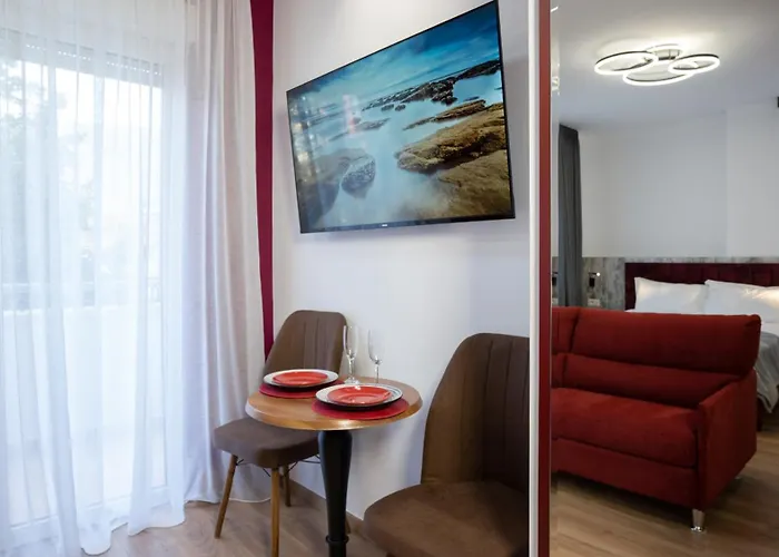 Circle Center 4* Tirana