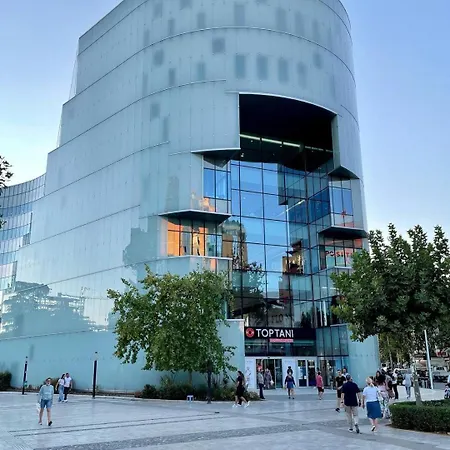 Circle Center