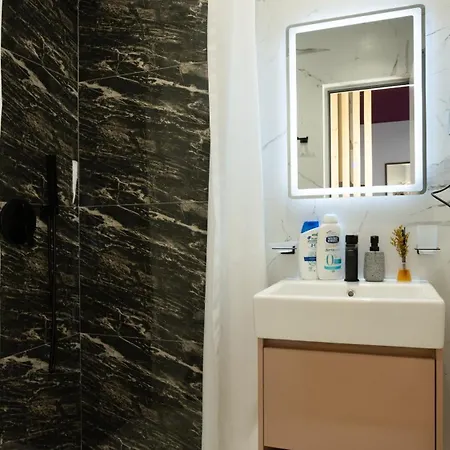 Hotel apartamentowy Circle Center Tirana