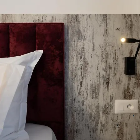 Circle Center Hotel apartamentowy Tirana