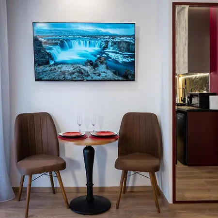 Circle Center 4* Tirana
