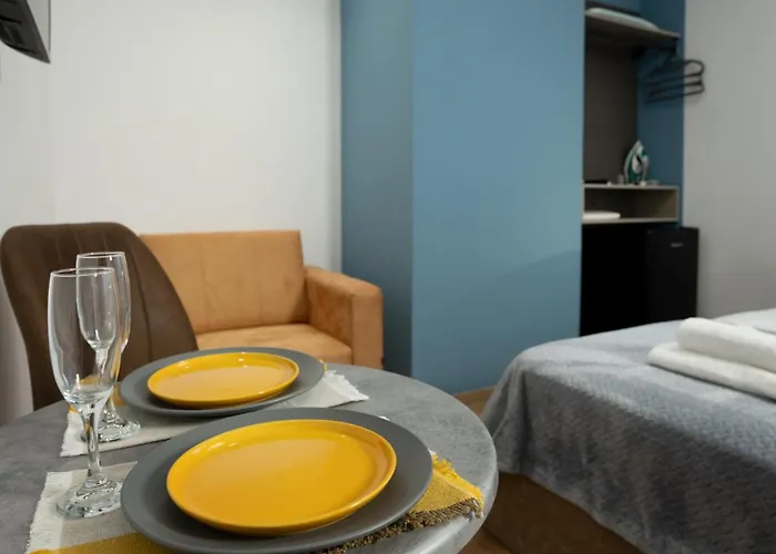 Circle Center Aparthotel Tirana